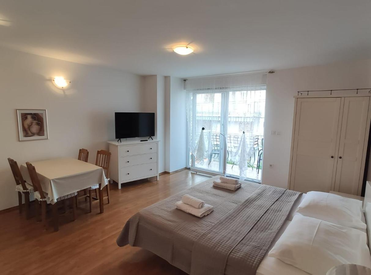 Ivana Apartman 2 Цриквеница Экстерьер фото